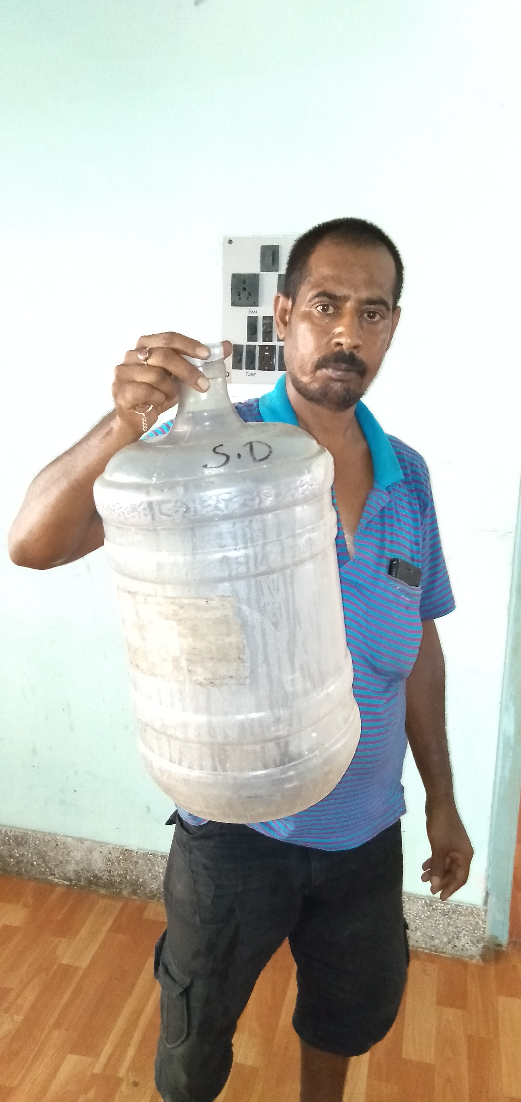 Drinking Water bottle seller Shantanu Das in Ghola