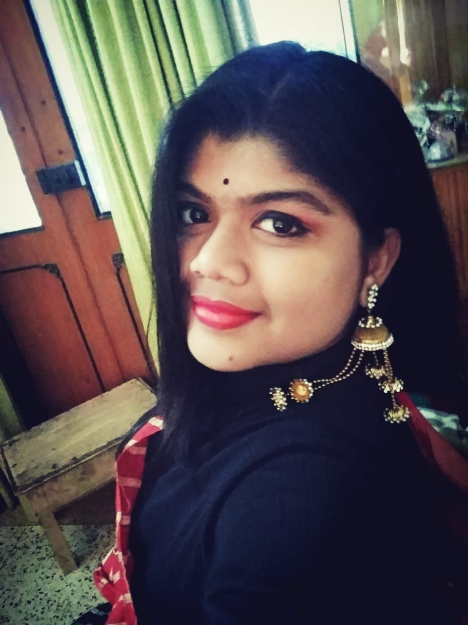 ICSE ISC Board class V to X teacher Miss. Gunjan Paul in Alambazar