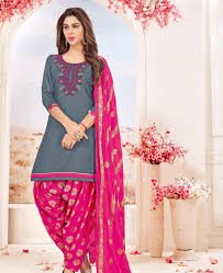 Ladies tailor and outfitters Poushali Di in Agarpara