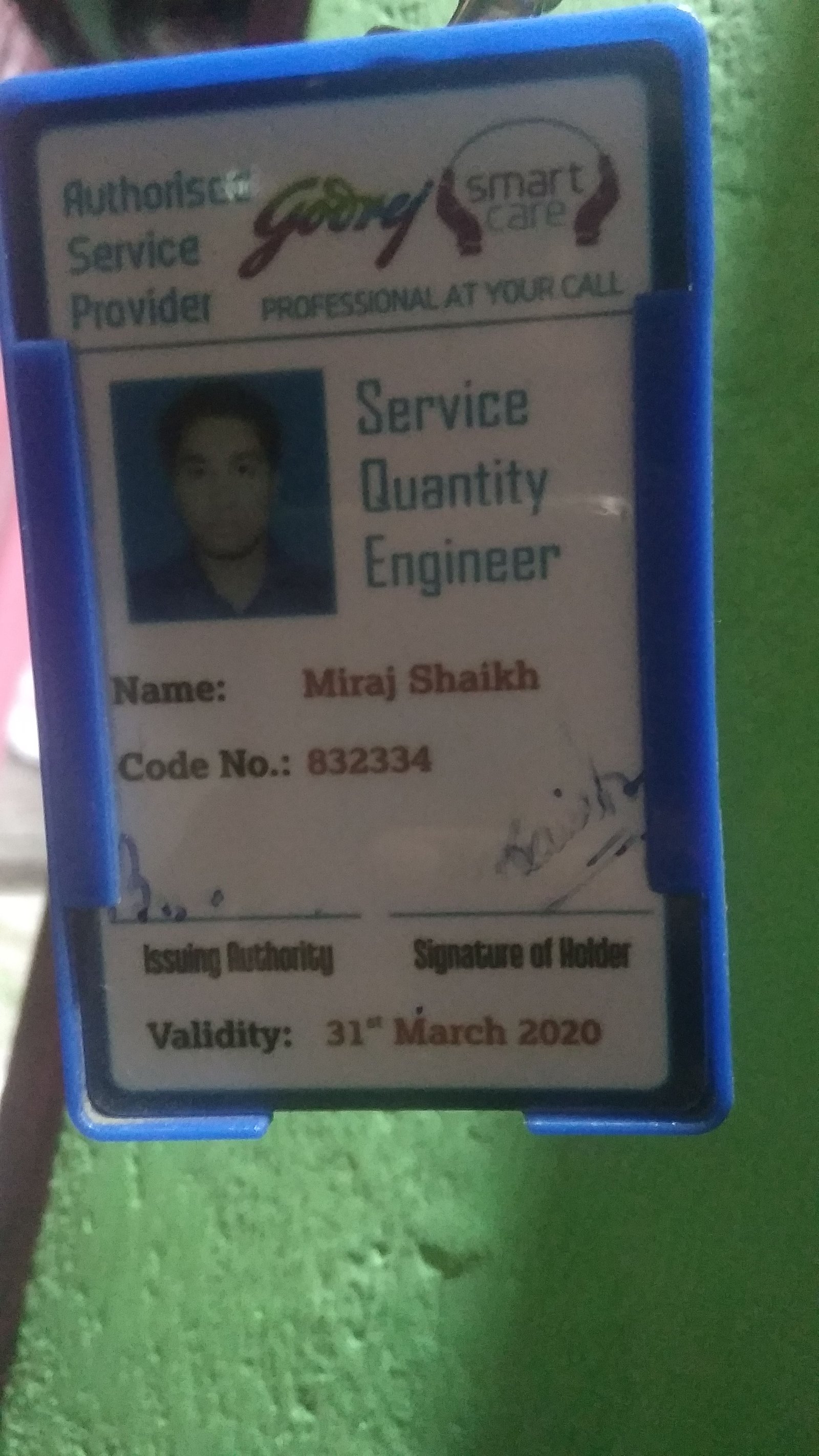 AC mechanic Mr. Miraj Shaikh in Bengal Enamel